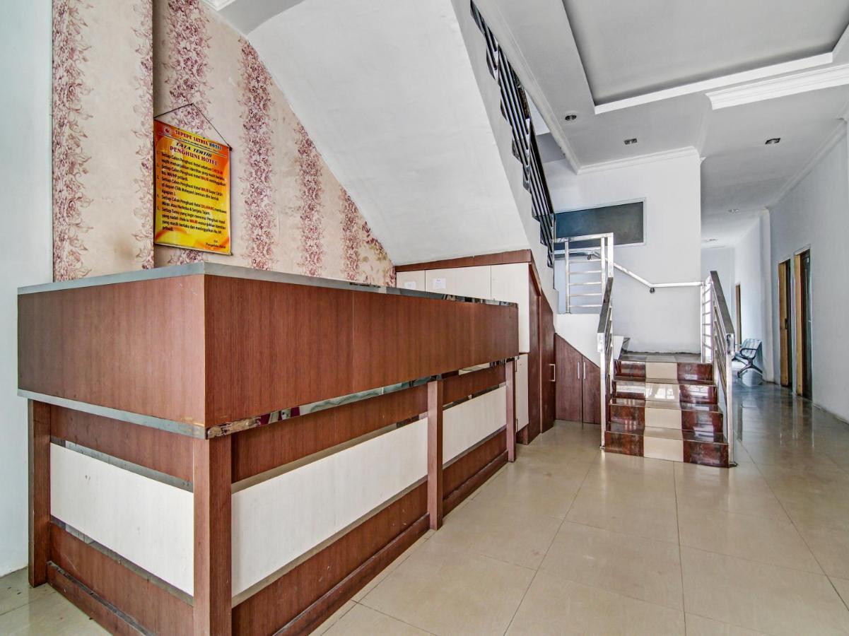 OYO 90897 Hotel Sepupu Satria Pekanbaru Bagian luar foto