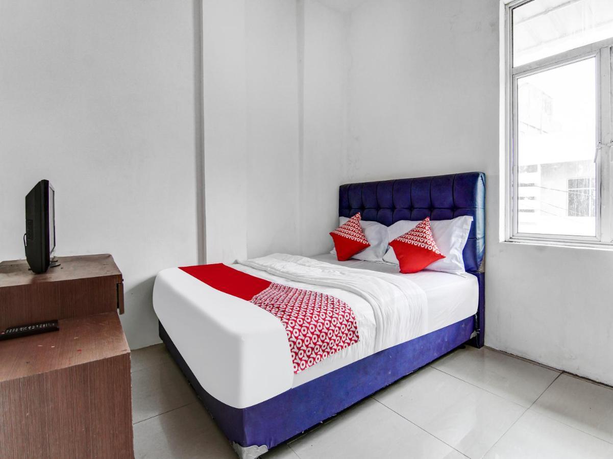 OYO 90897 Hotel Sepupu Satria Pekanbaru Bagian luar foto