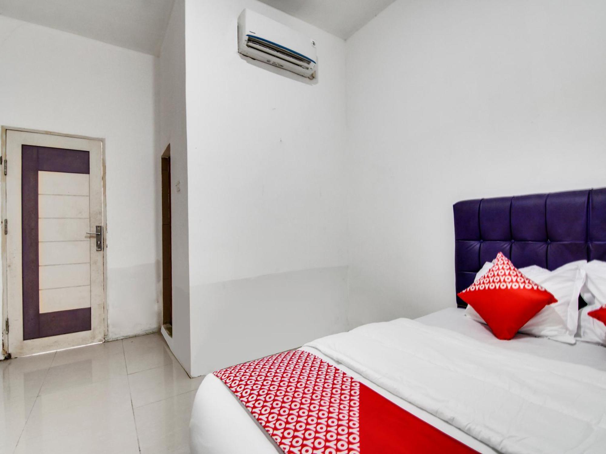 OYO 90897 Hotel Sepupu Satria Pekanbaru Bagian luar foto