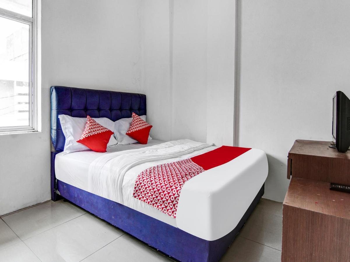 OYO 90897 Hotel Sepupu Satria Pekanbaru Bagian luar foto