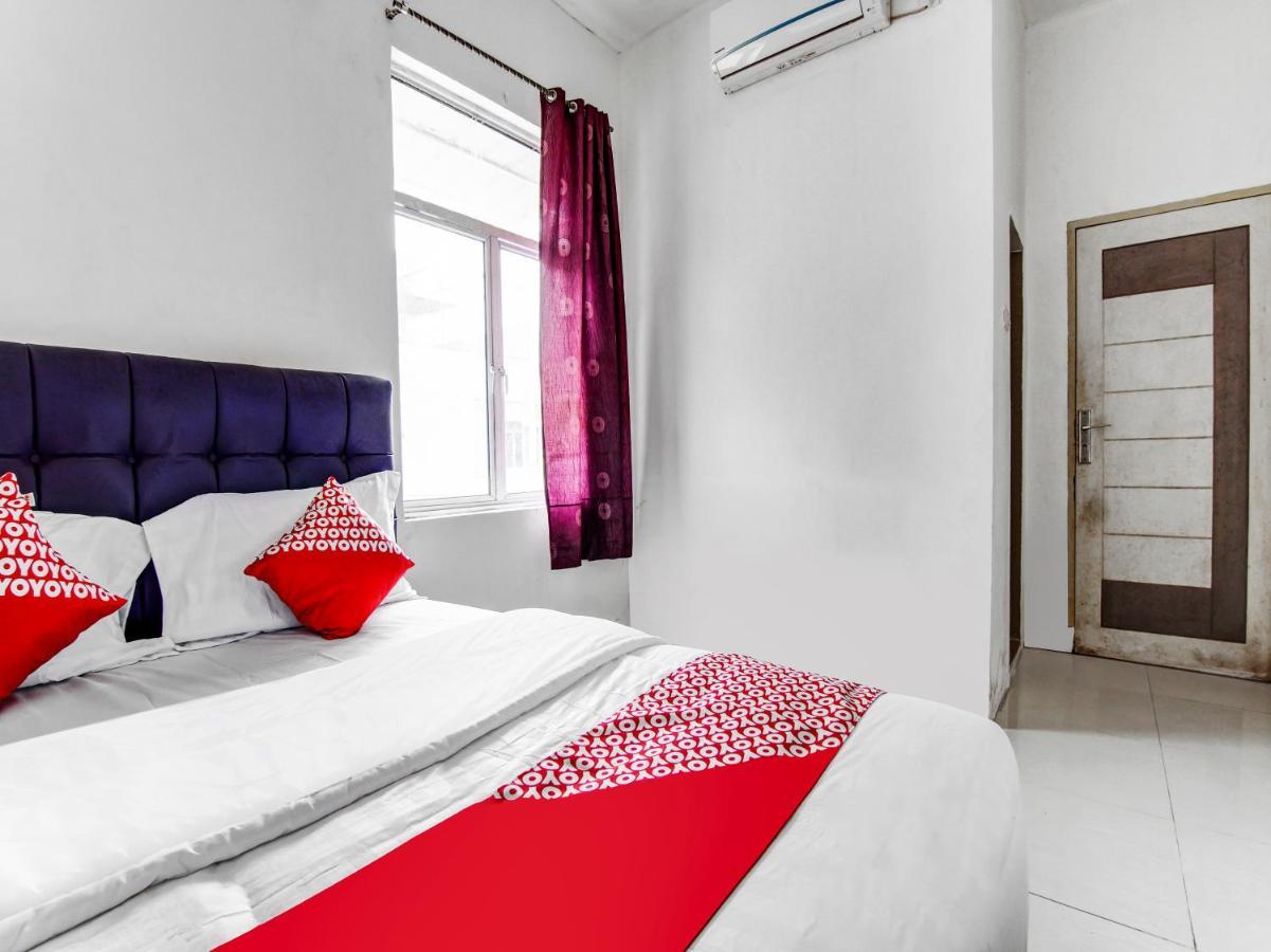 OYO 90897 Hotel Sepupu Satria Pekanbaru Bagian luar foto